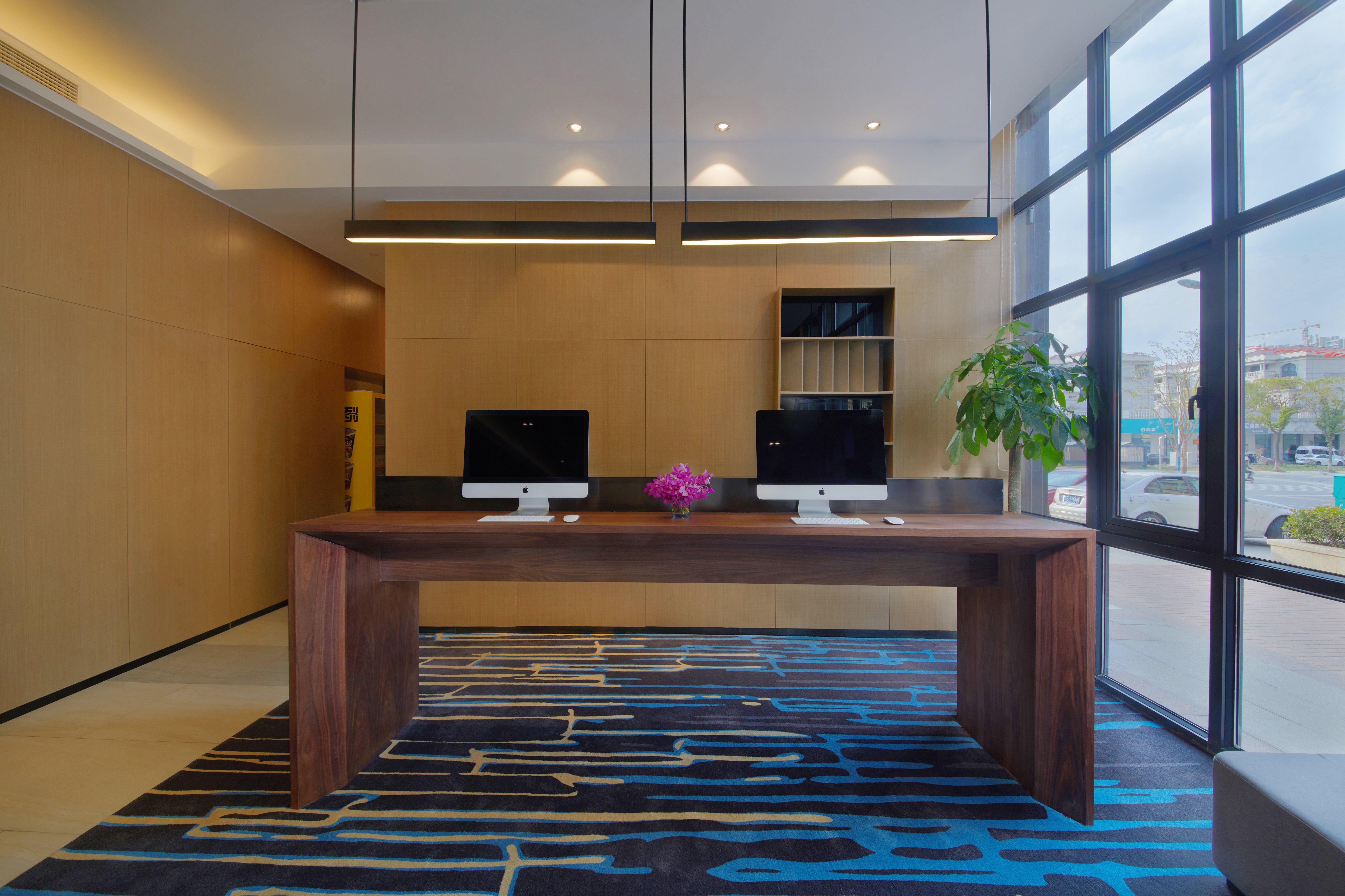 Holiday Inn Express Zhangjiagang East By Ihg Dış mekan fotoğraf