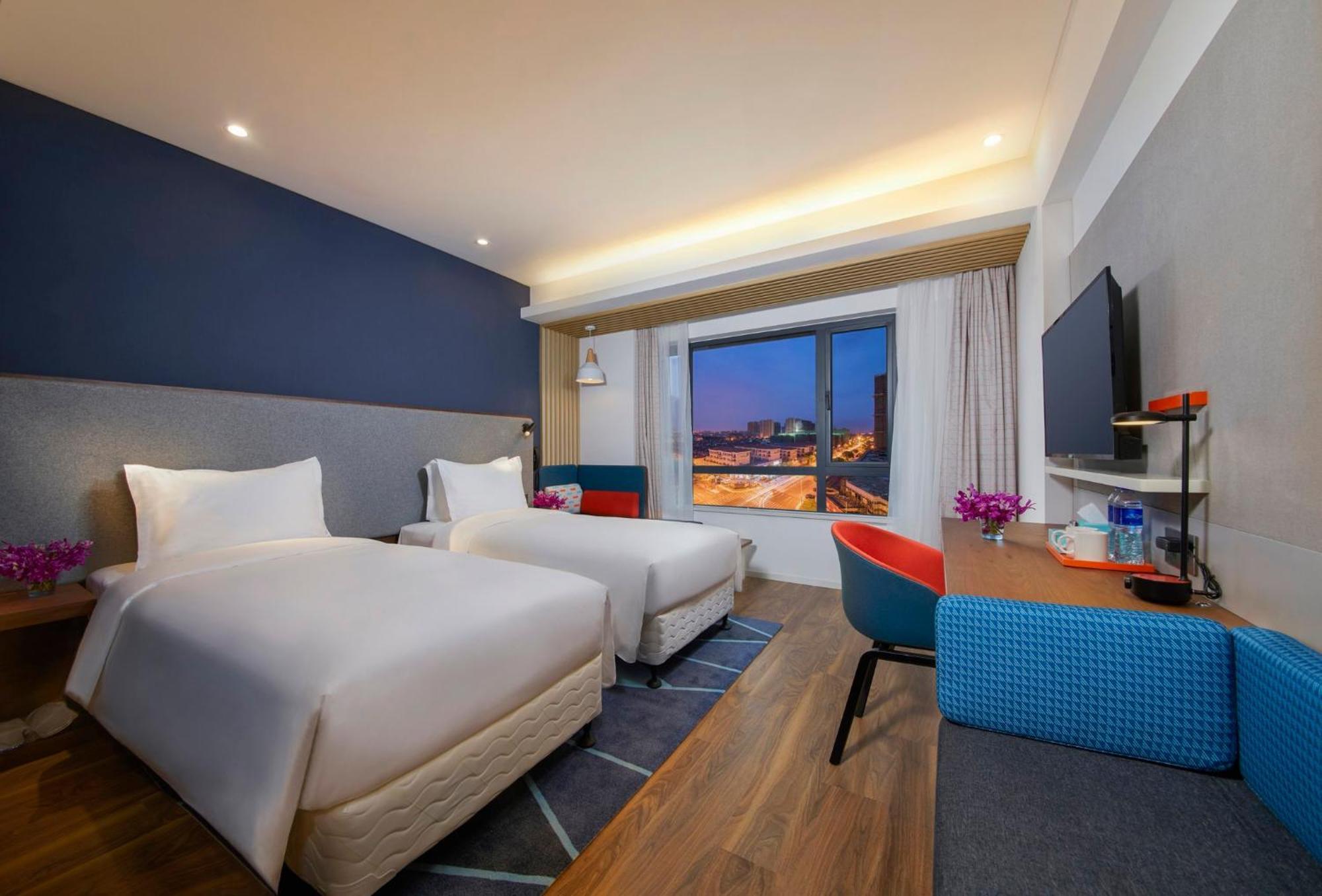 Holiday Inn Express Zhangjiagang East By Ihg Dış mekan fotoğraf